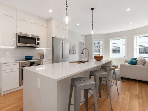 23 Berkshire St, Unit 2, Cambridge, MA 02141