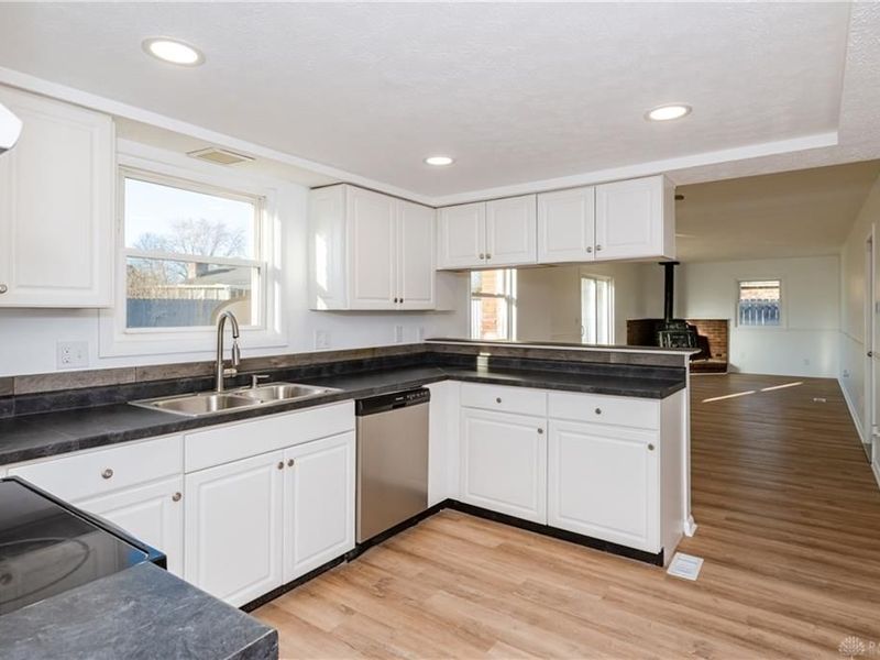 4020 Caprice Road, Englewood, OH 45322 Photo 11