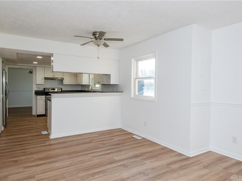 4020 Caprice Road, Englewood, OH 45322 Photo 16