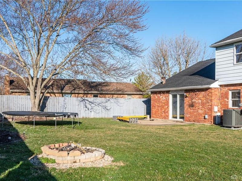 4020 Caprice Road, Englewood, OH 45322 Photo 38