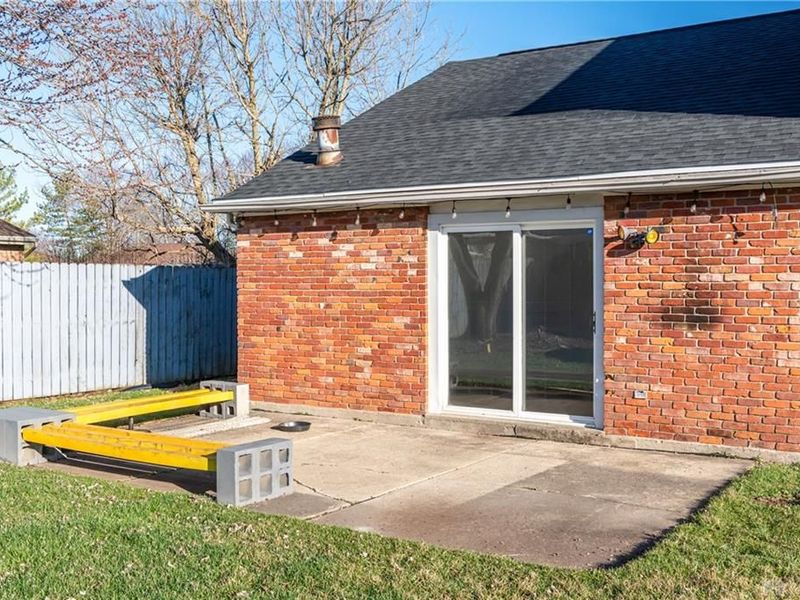 4020 Caprice Road, Englewood, OH 45322 Photo 39