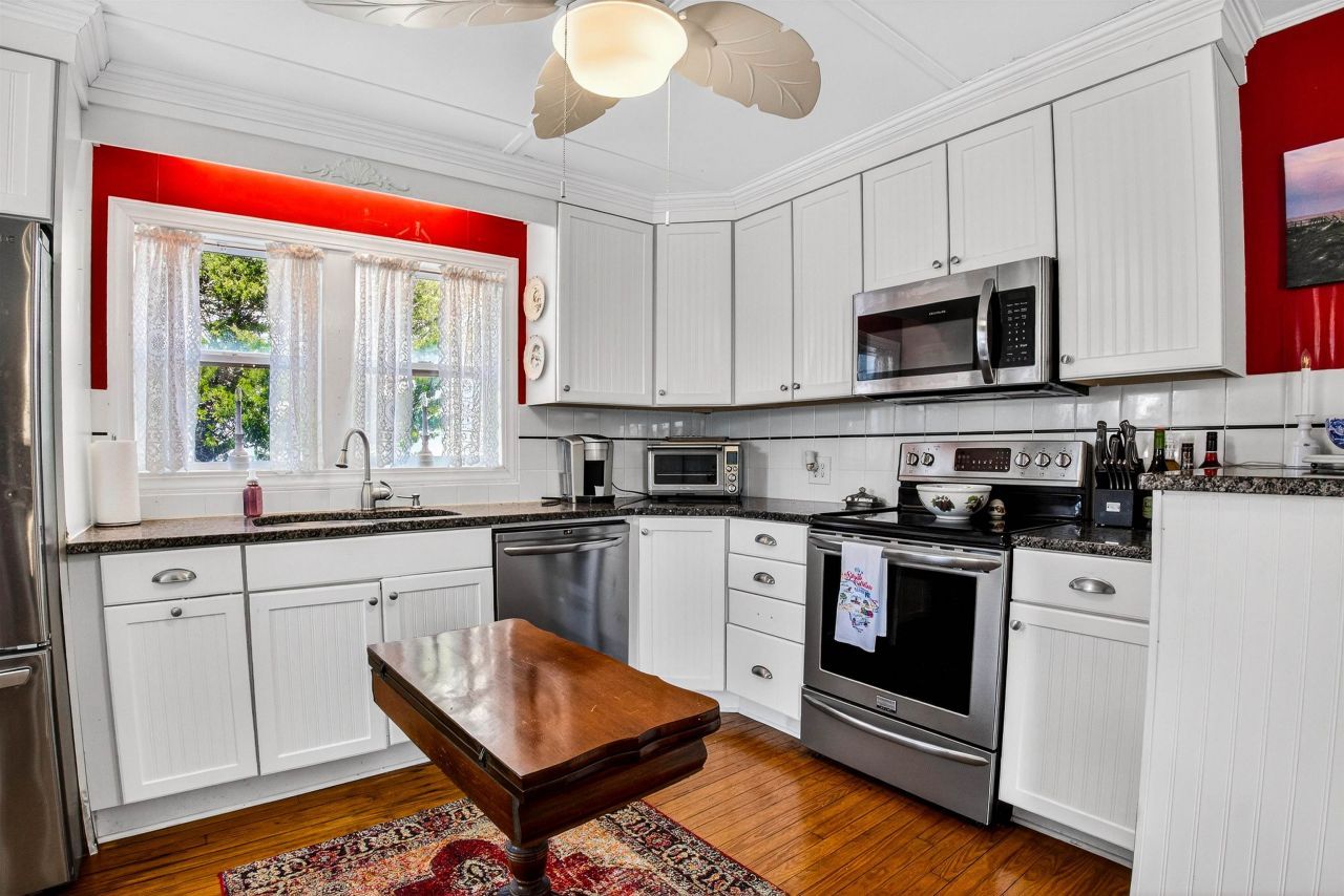 580 Parker Dr. Photo 11