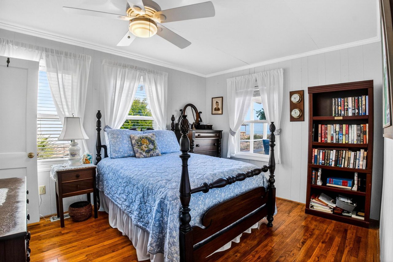 580 Parker Dr. Photo 12