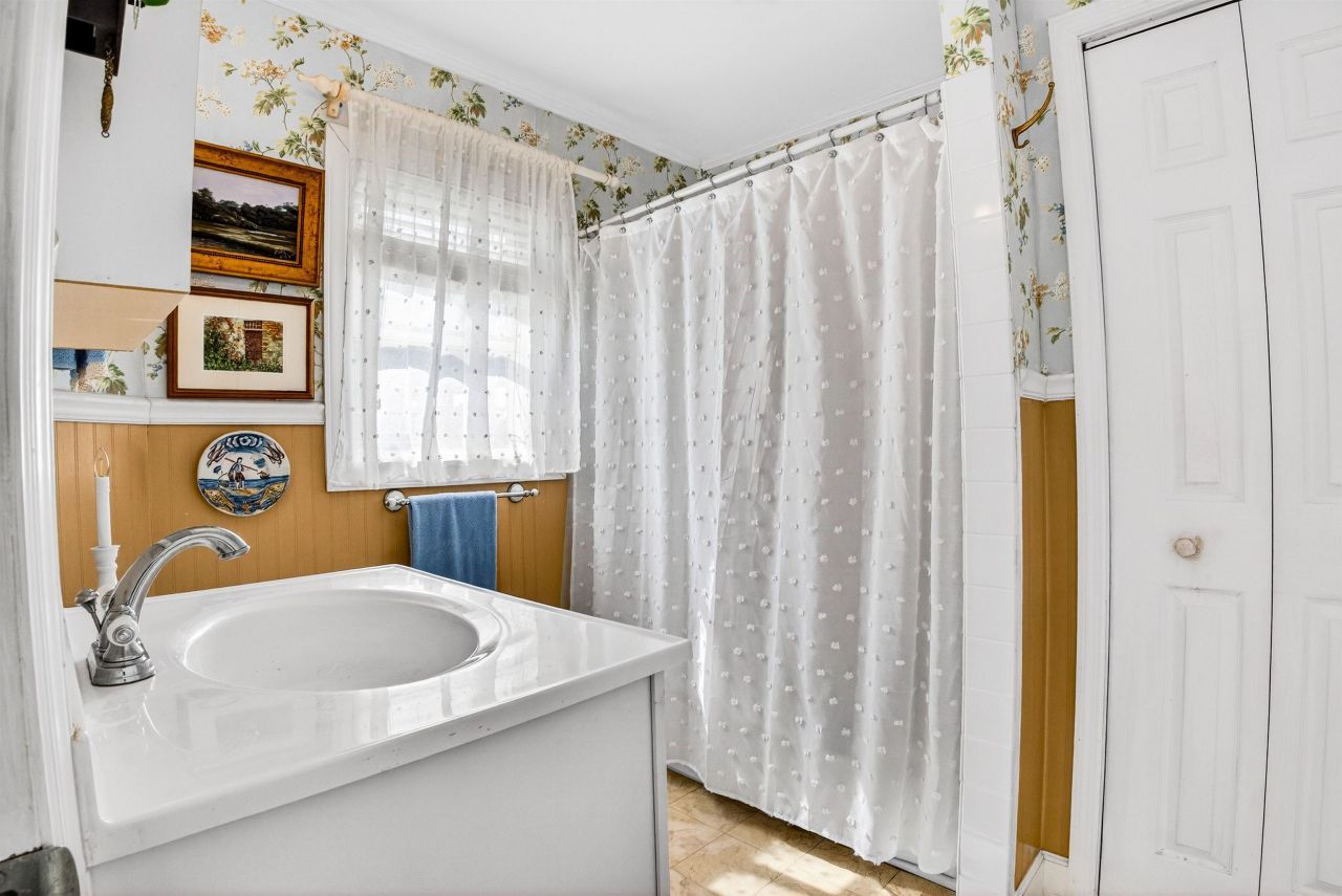 580 Parker Dr. Photo 15