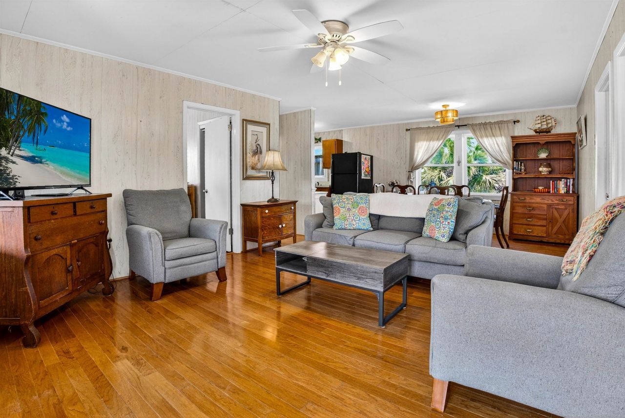 580 Parker Dr. Photo 22