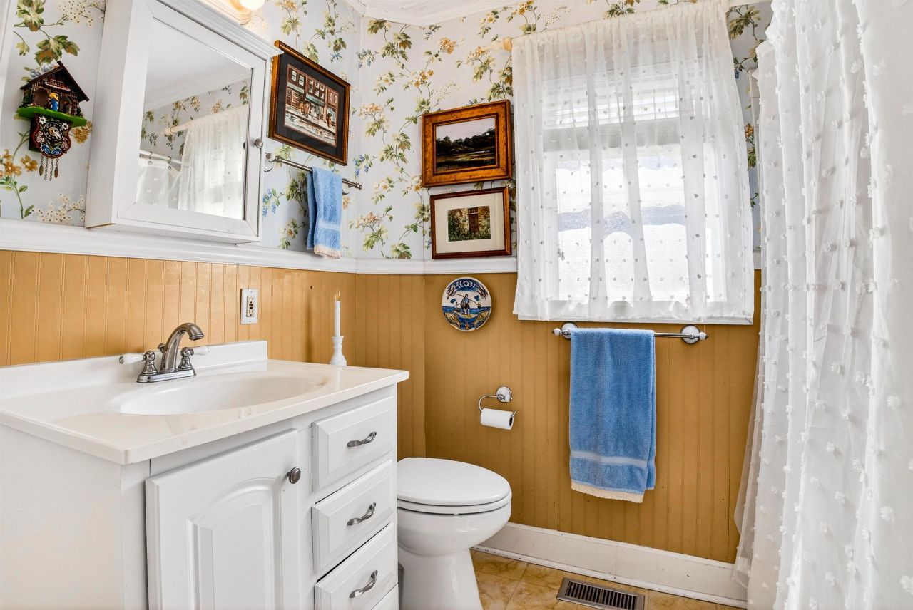 580 Parker Dr. Photo 37