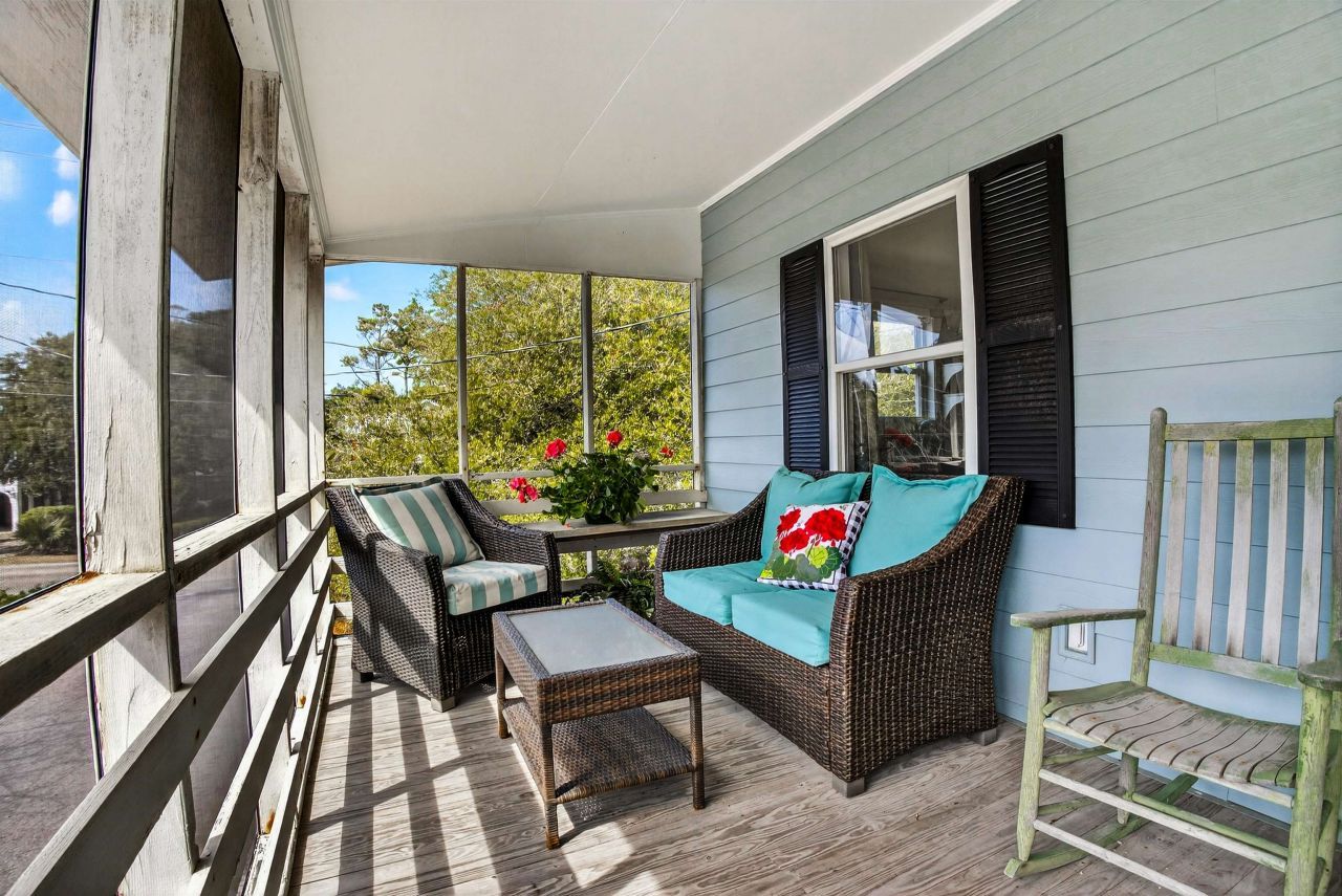 580 Parker Dr. Photo 44