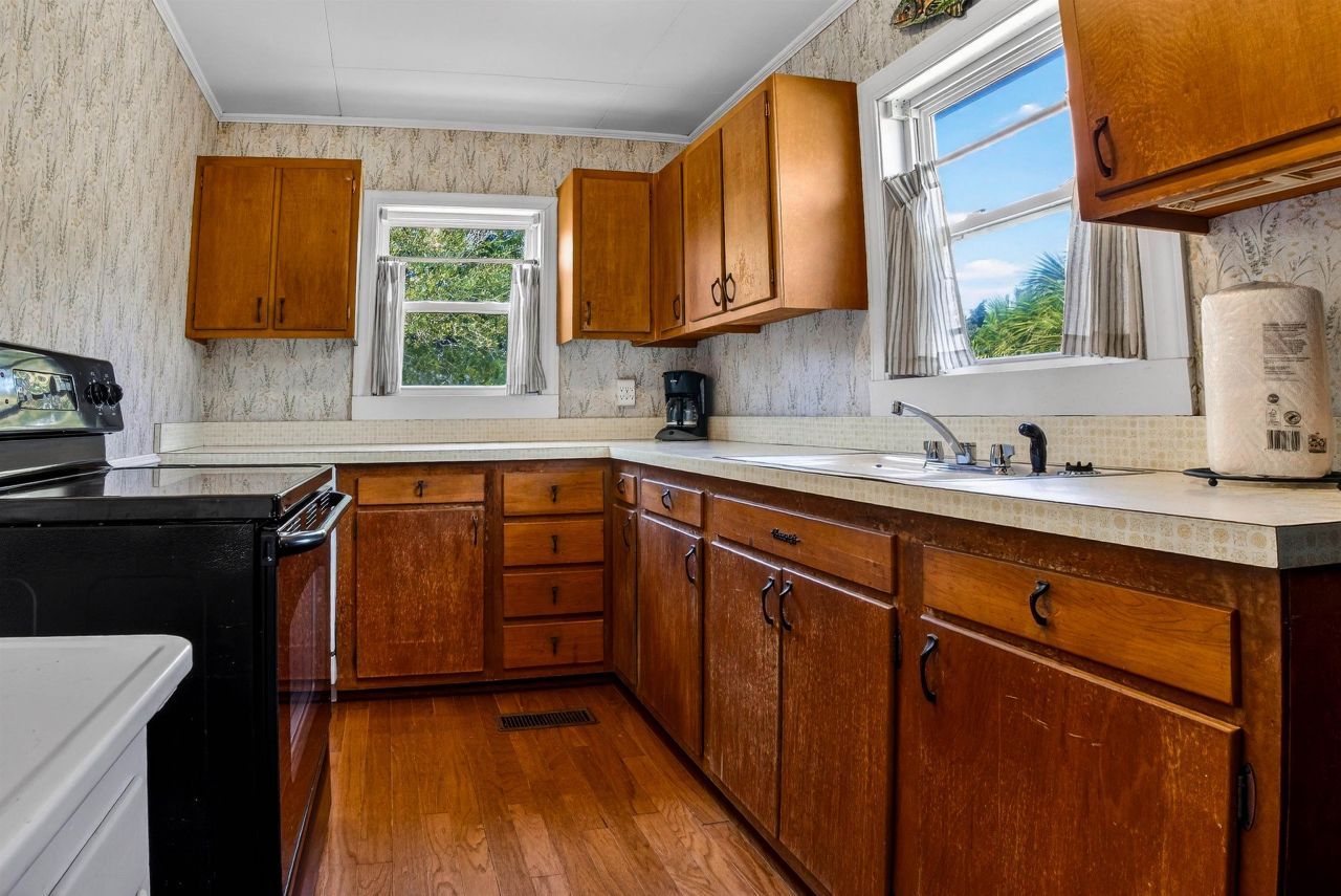 580 Parker Dr. Photo 48