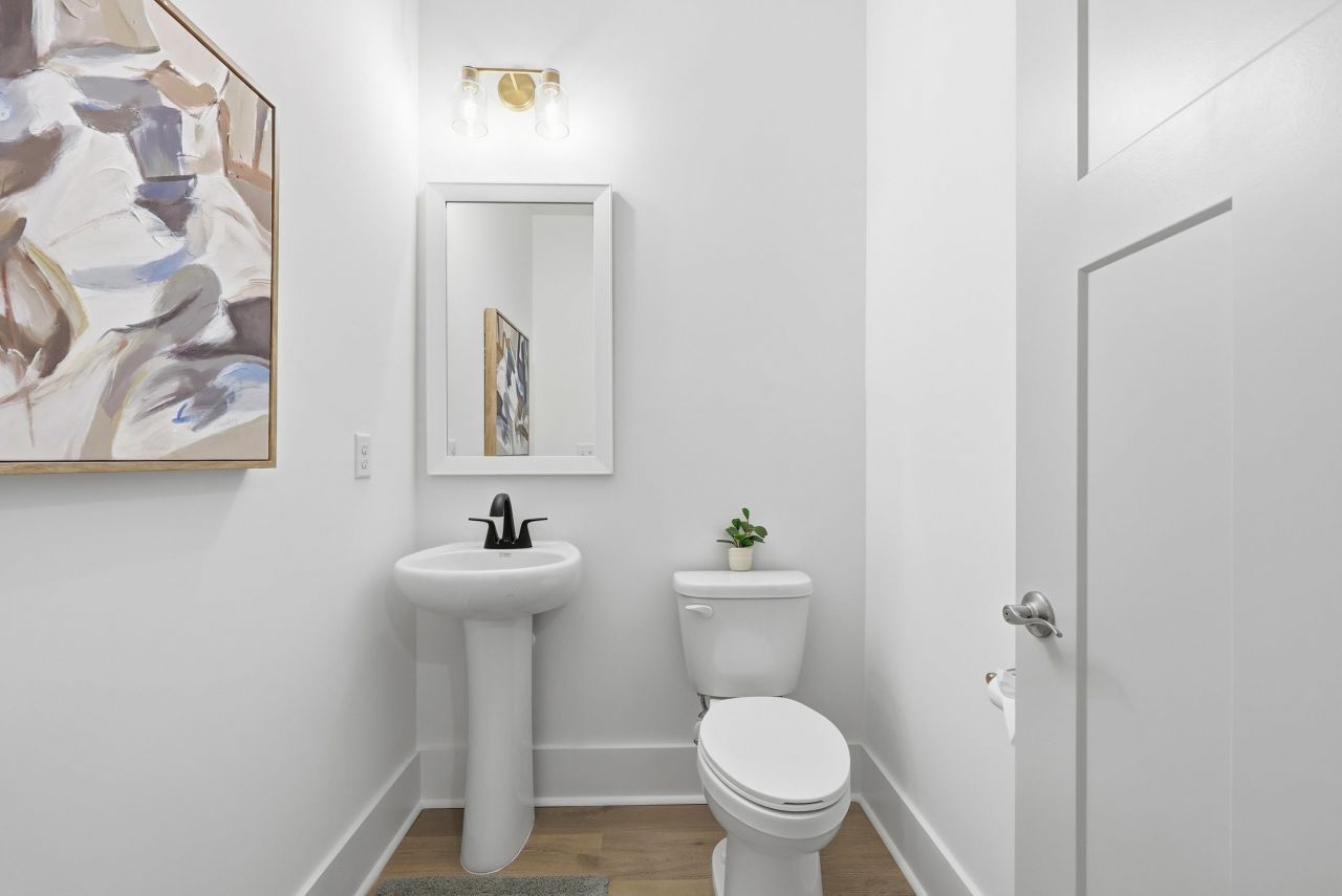 4334 Collins Farm Way Photo 24