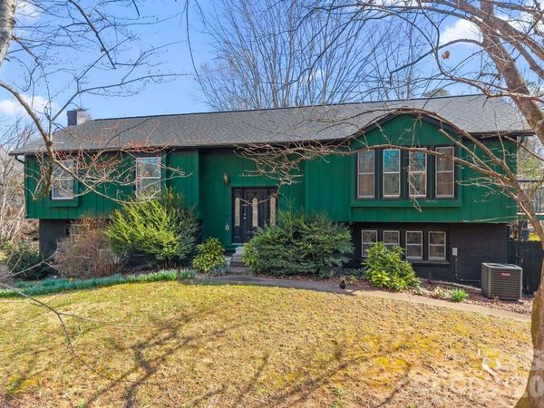 33 Fairfield Drive, Candler, NC 28715