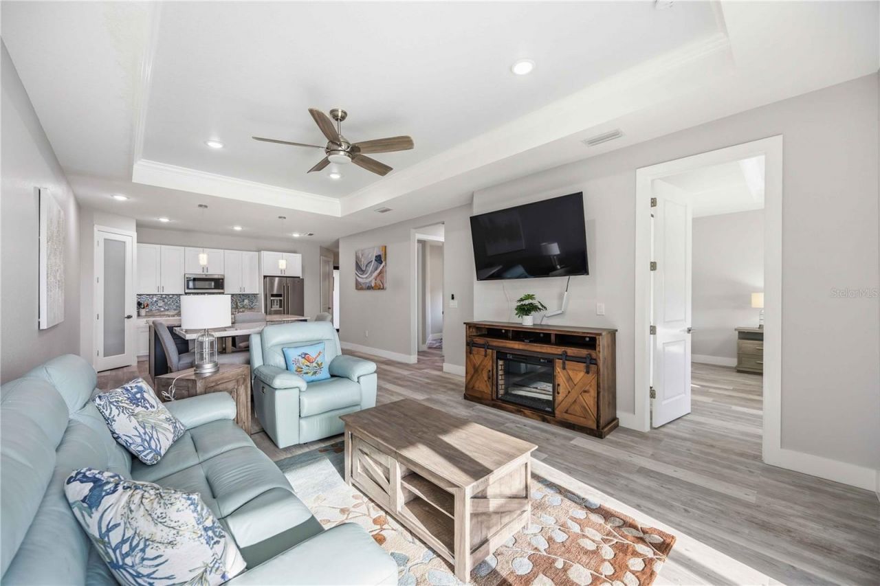 3240 Wood Thrush Drive , Unit 111 & 112, Punta Gorda, FL 33950 Photo