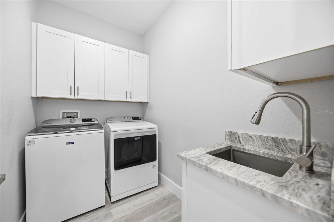 3240 Wood Thrush Drive , Unit 111 & 112, Punta Gorda, FL 33950 Photo