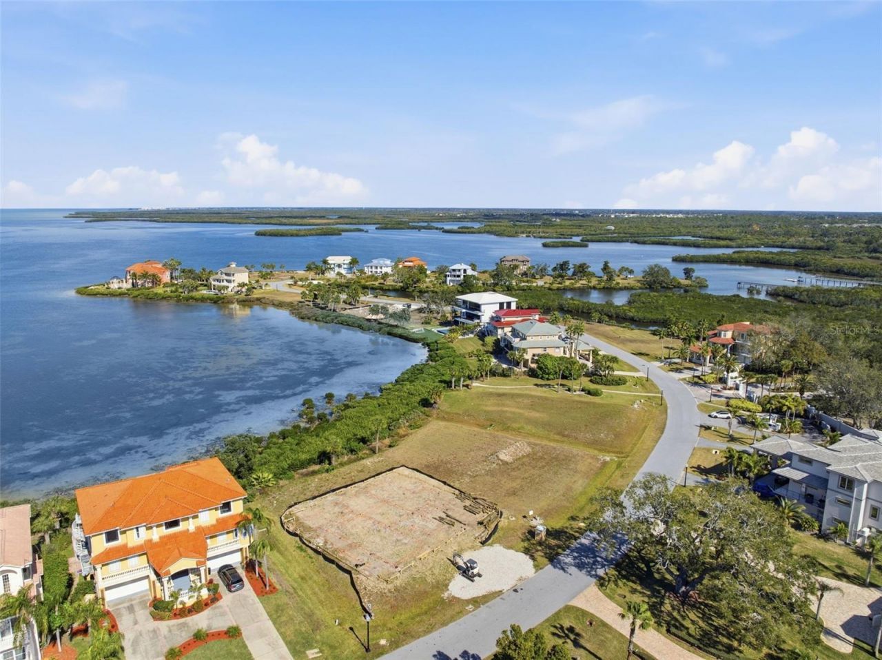 25 Harborpointe Drive, Port Richey, FL 34668 Photo