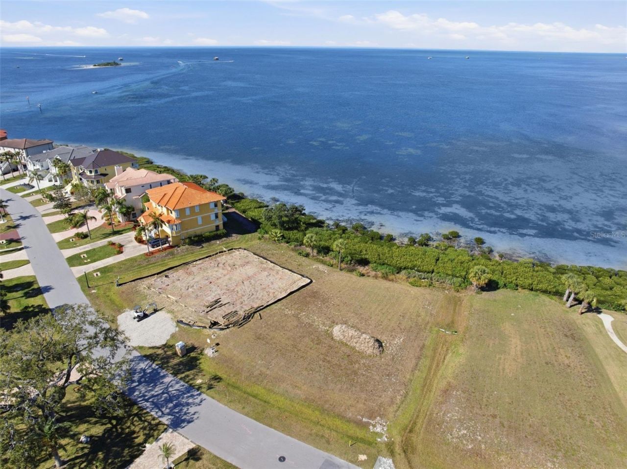 25 Harborpointe Drive, Port Richey, FL 34668 Photo