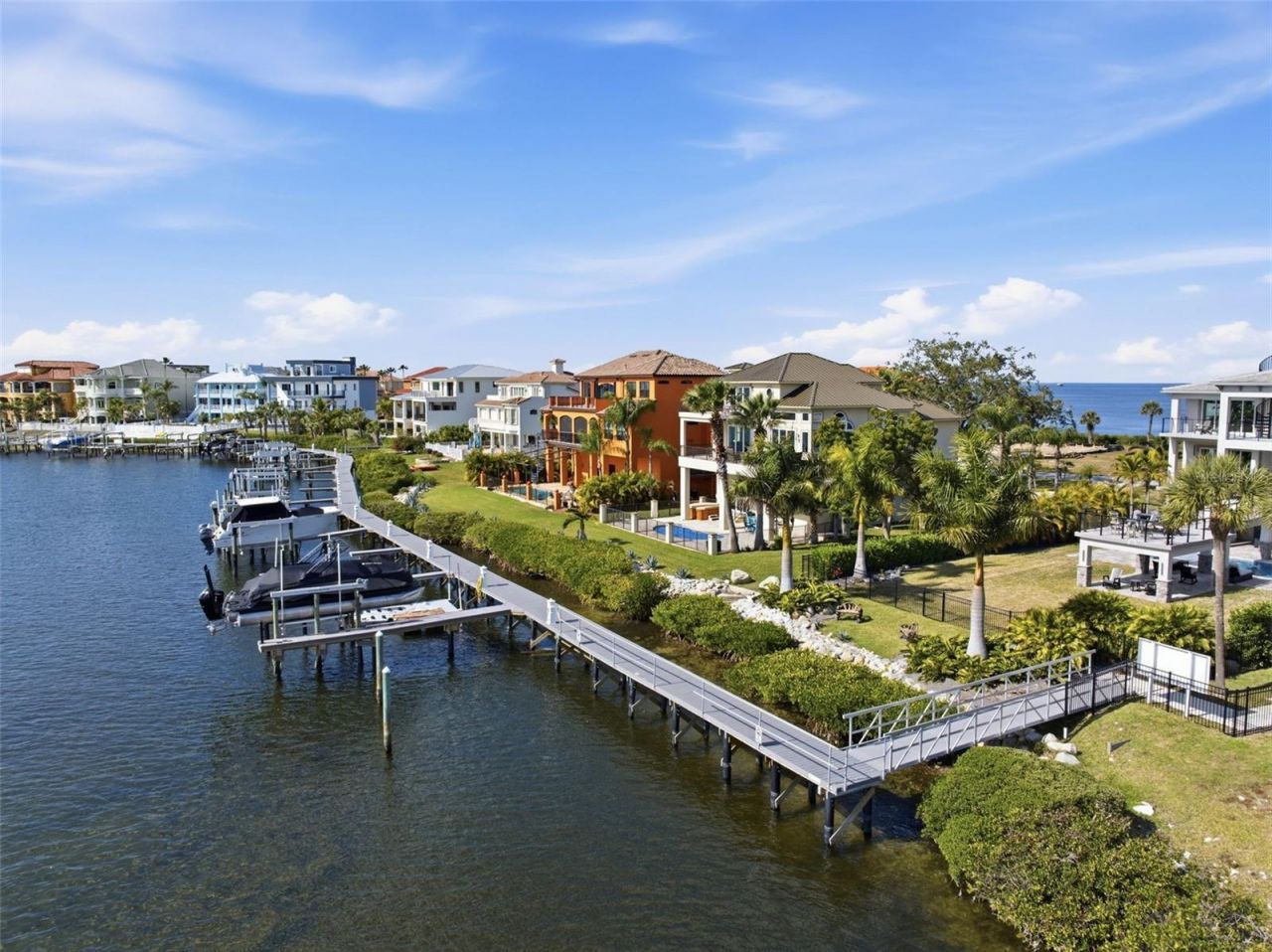 25 Harborpointe Drive, Port Richey, FL 34668 Photo