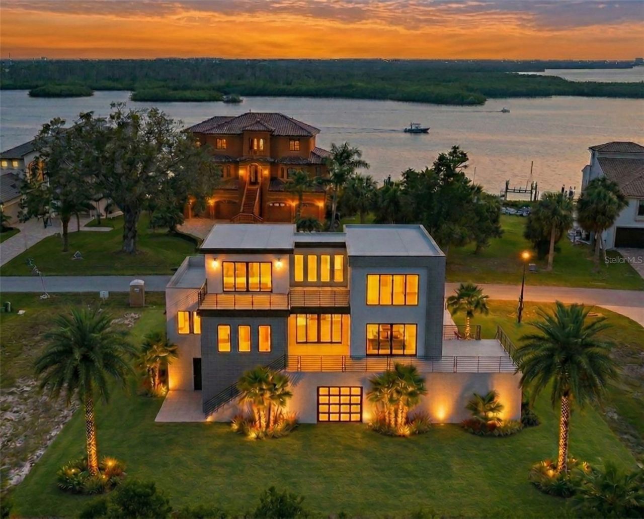 25 Harborpointe Drive, Port Richey, FL 34668 Photo