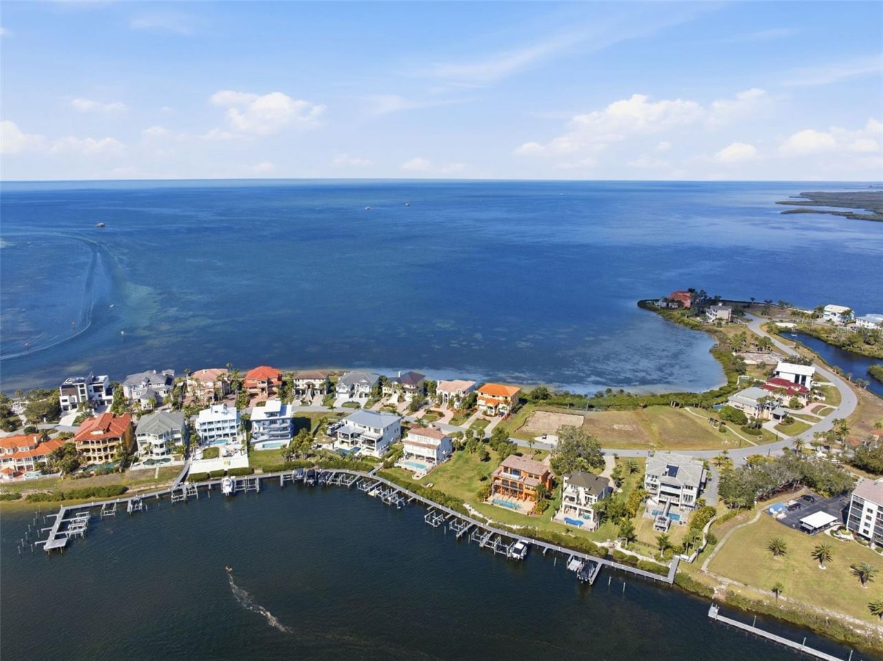 25 Harborpointe Drive, Port Richey, FL 34668 Photo