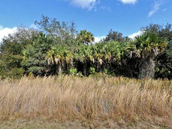 GROVER CIRCLE , NORTH PORT, FL 34288