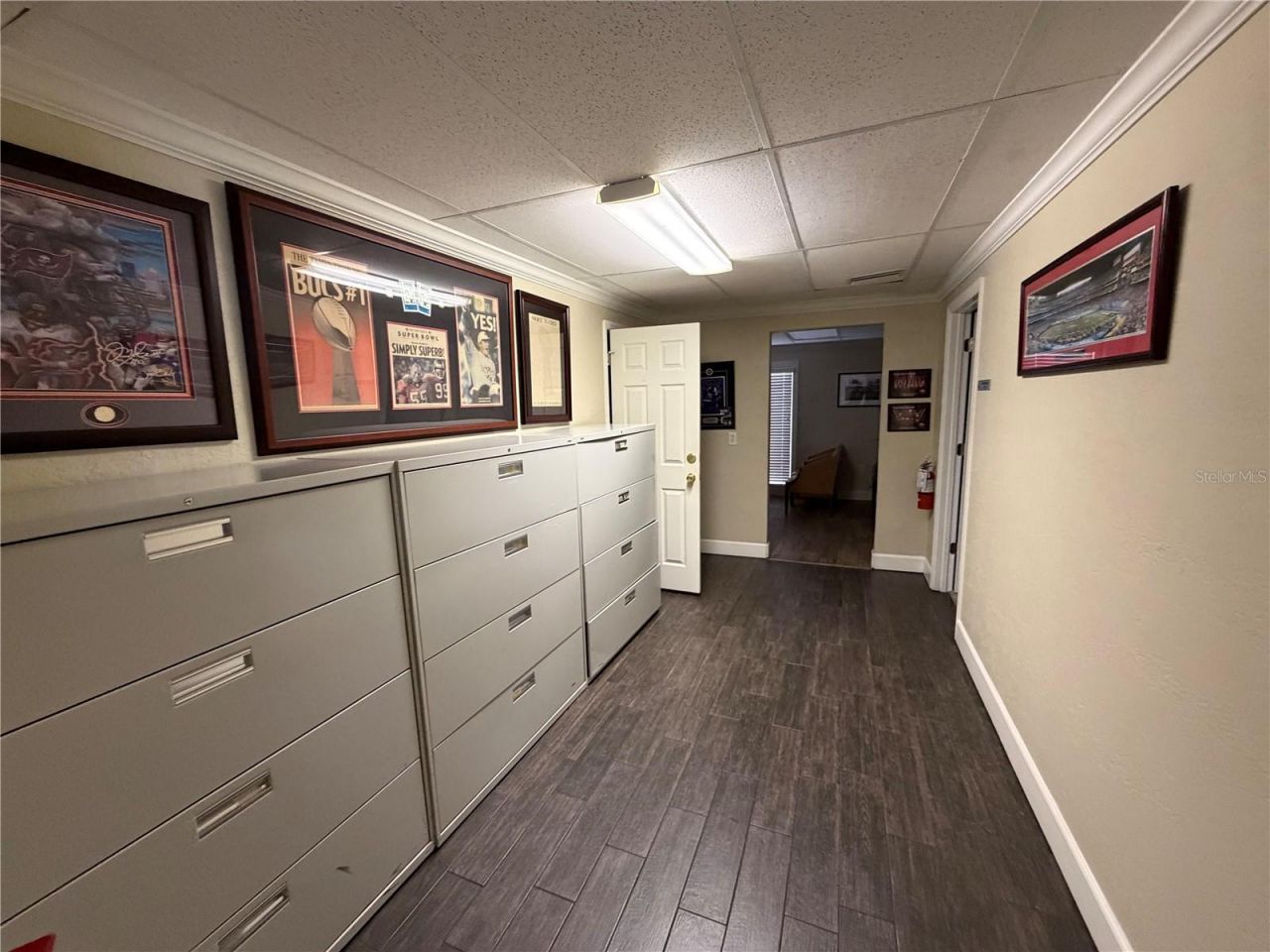1302 W Busch Boulevard, Tampa, FL 33612 Photo