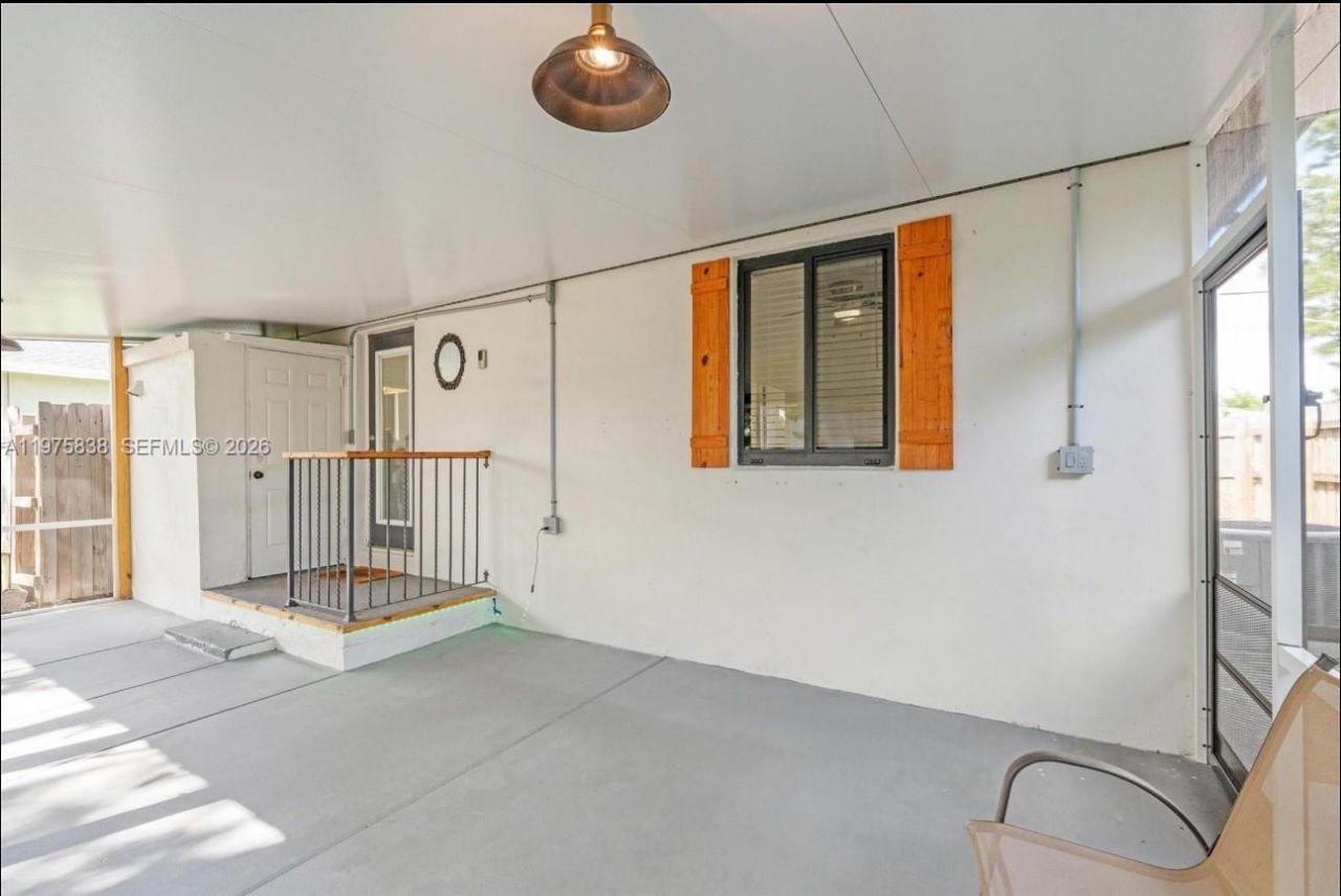 5754 SW 20th St , West Park, FL 33023 Photo