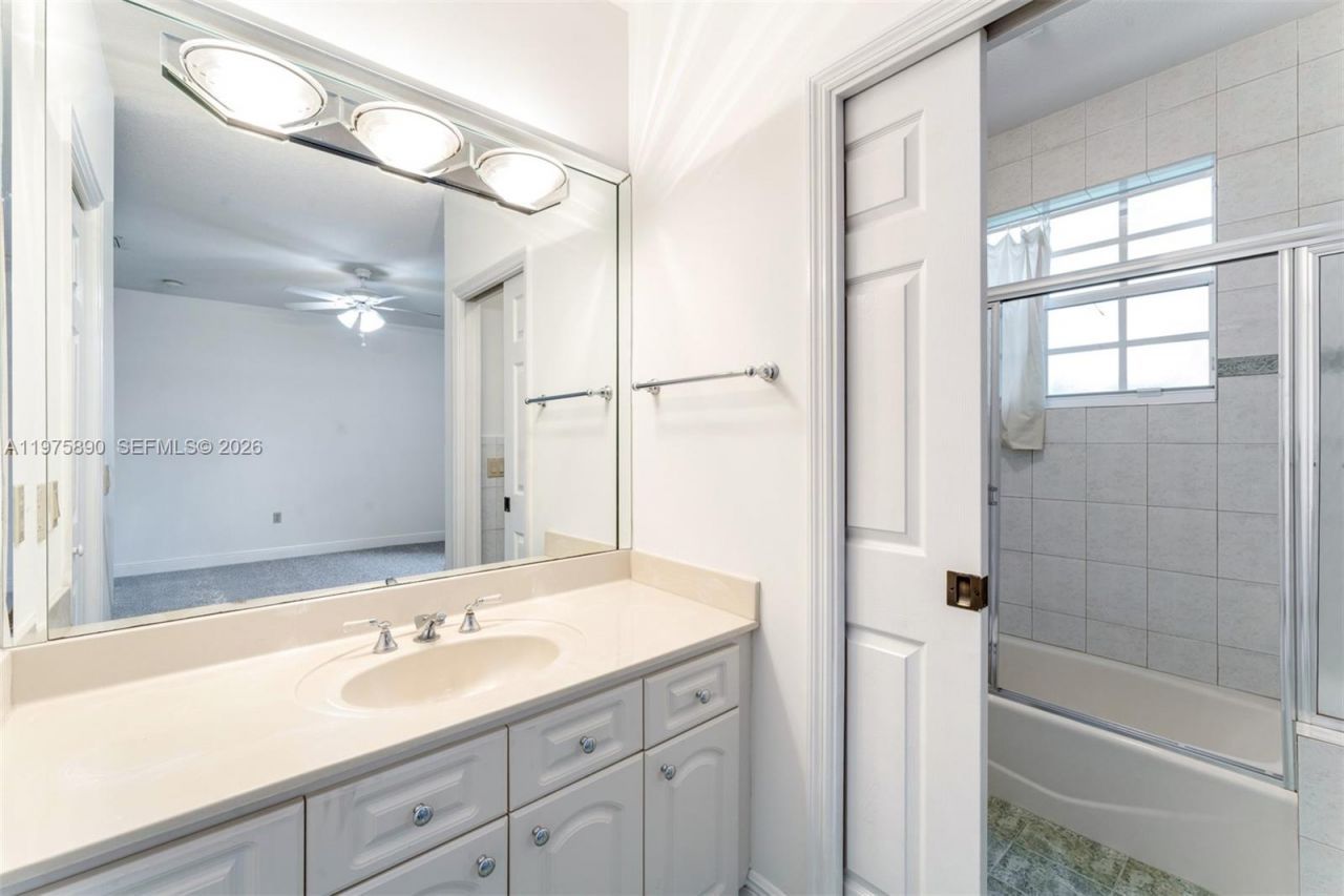 7280 SW 100th St, Pinecrest, FL 33156 Photo