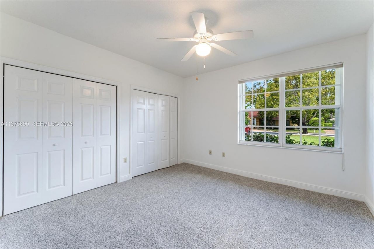 7280 SW 100th St, Pinecrest, FL 33156 Photo