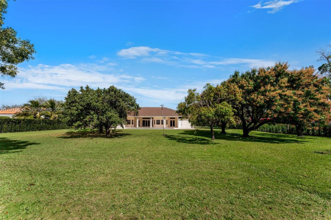 7280 SW 100th St, Pinecrest, FL 33156 Photo