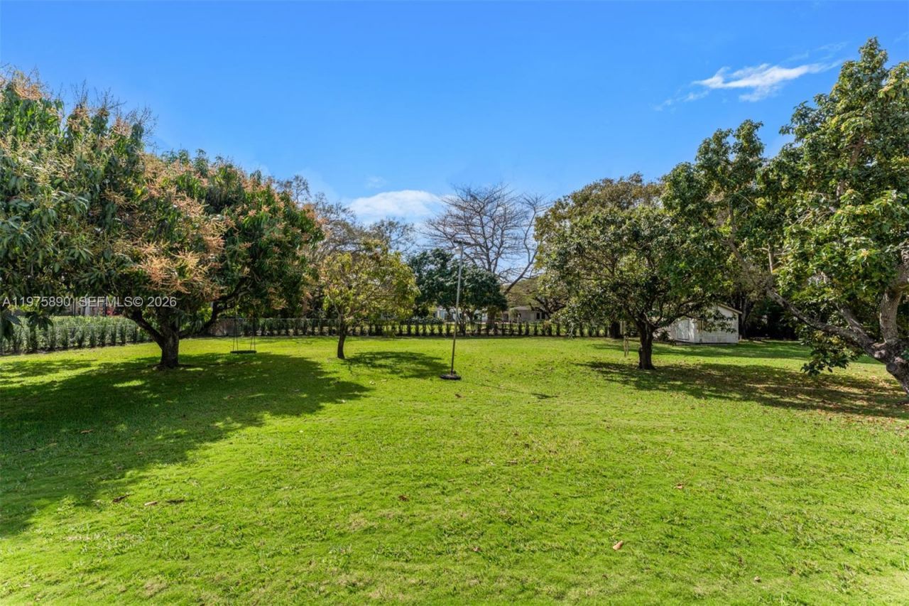 7280 SW 100th St, Pinecrest, FL 33156 Photo