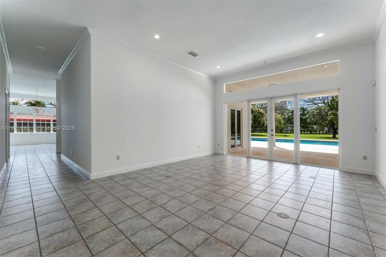 7280 SW 100th St, Pinecrest, FL 33156 Photo