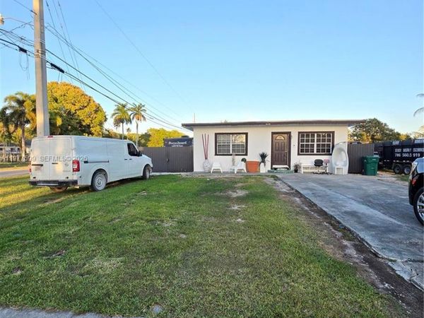 345 NW 5th Ave, Florida City, FL 33034