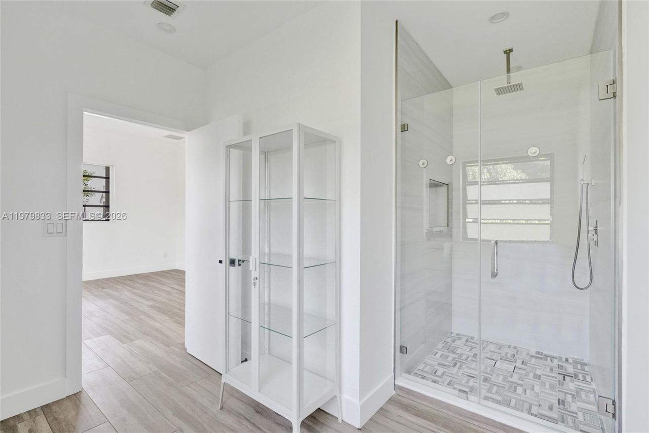 8371 SW 122nd St, Unit A, Miami, FL 33156 Photo