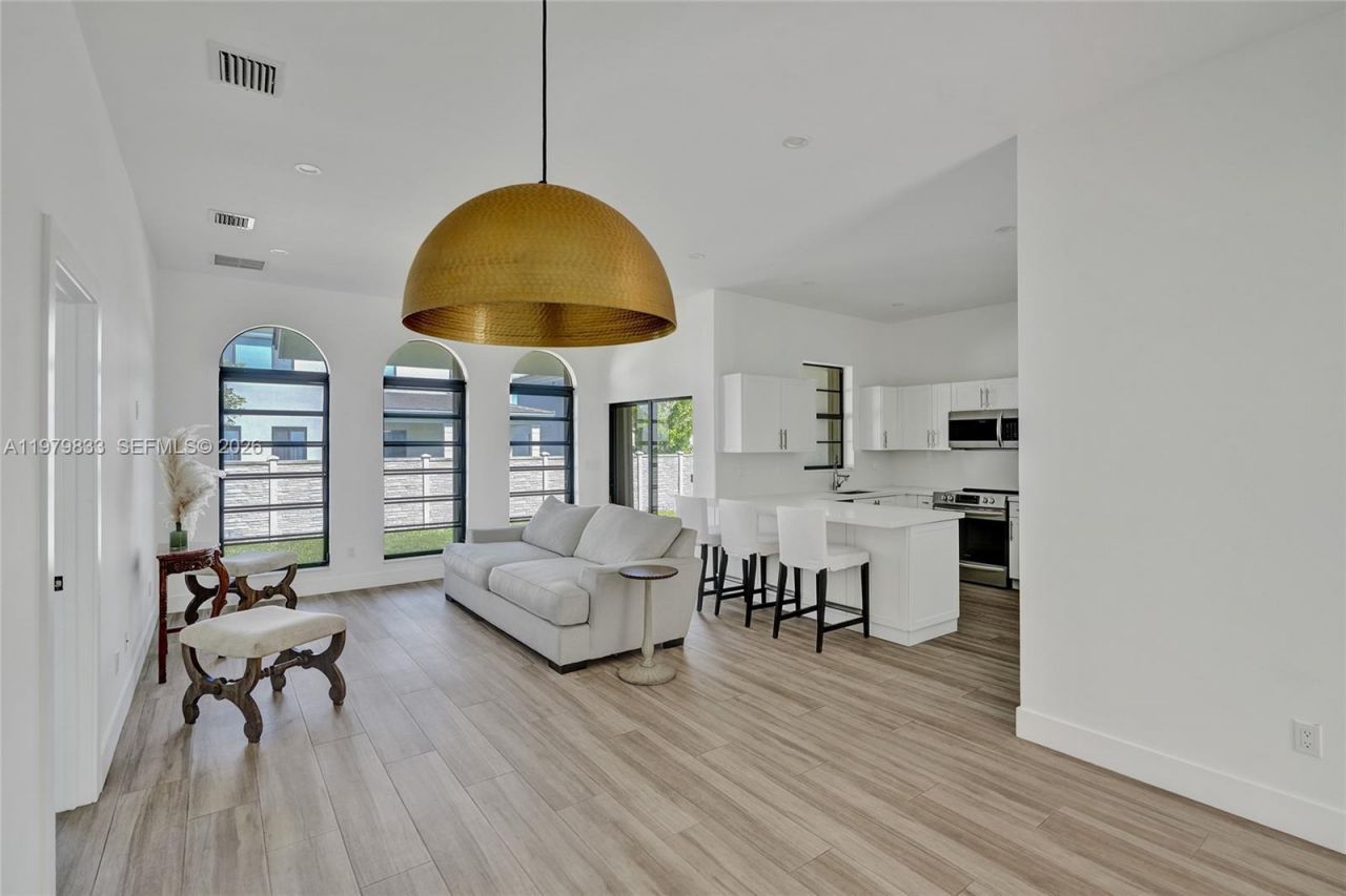 8371 SW 122nd St, Unit A, Miami, FL 33156 Photo