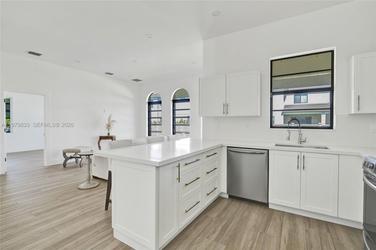 8371 SW 122nd St, Unit A, Miami, FL 33156 Photo