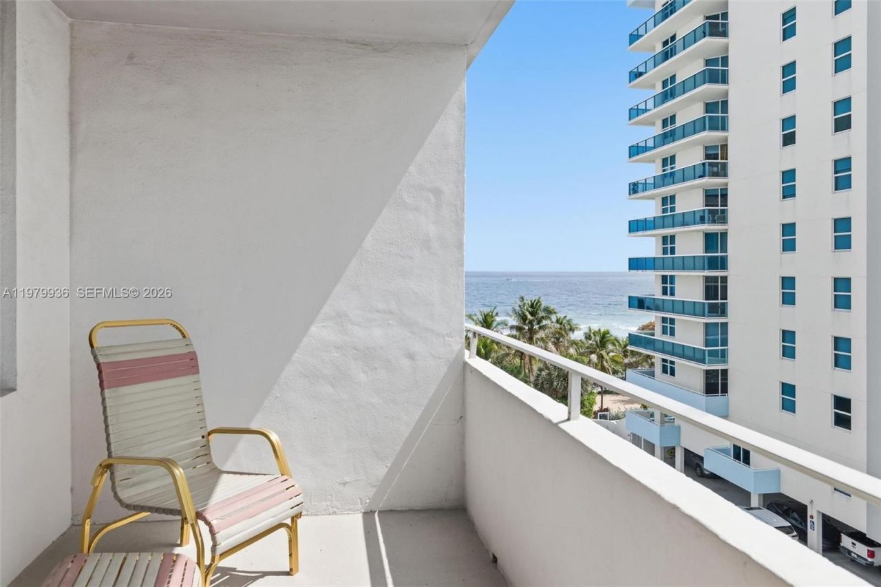 9225 Collins Ave , Unit 610, Surfside, FL 33154 Photo