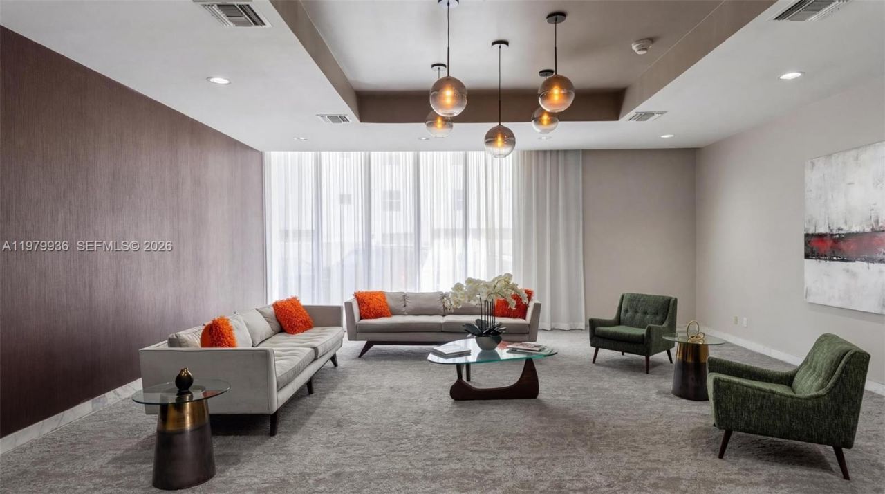 9225 Collins Ave , Unit 610, Surfside, FL 33154 Photo