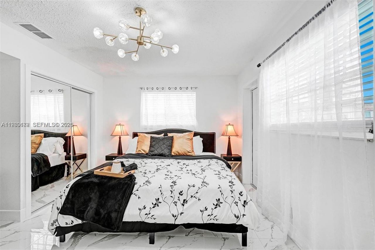 2338 Fillmore St , Hollywood, FL 33020 Photo