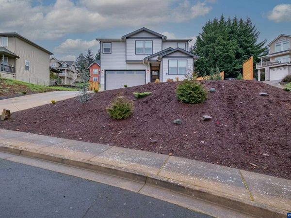 240 North Av, Brownsville, OR 97327