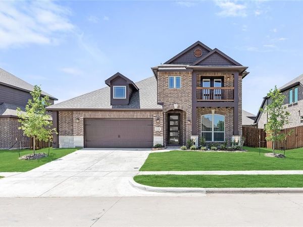124 Rosewood Drive, Glenn Heights, TX 75154