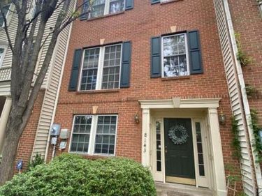 8143 SKELTON CIRCLE, FALLS CHURCH, VA 22042