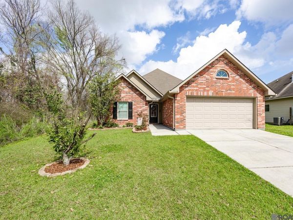 38276 St Croix Ct, Gonzales, LA 70737