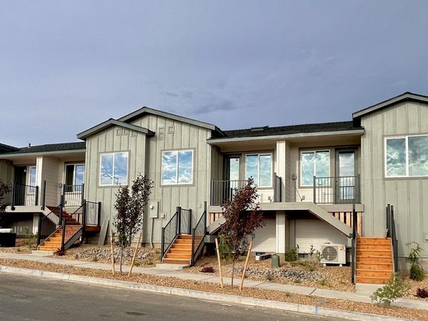 3976 SW 39th Street, Unit Lot 37, Redmond, OR 97756