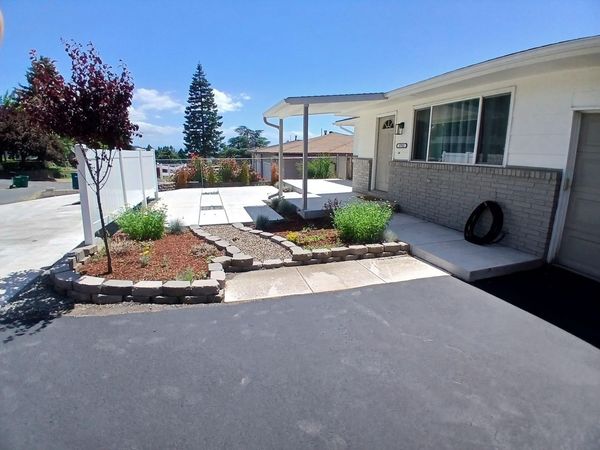 1752 Kimberly Drive, Unit 1752&1754, Klamath Falls, OR 97603