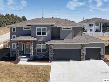 11503 S 115th Street, Papillion, NE 68046