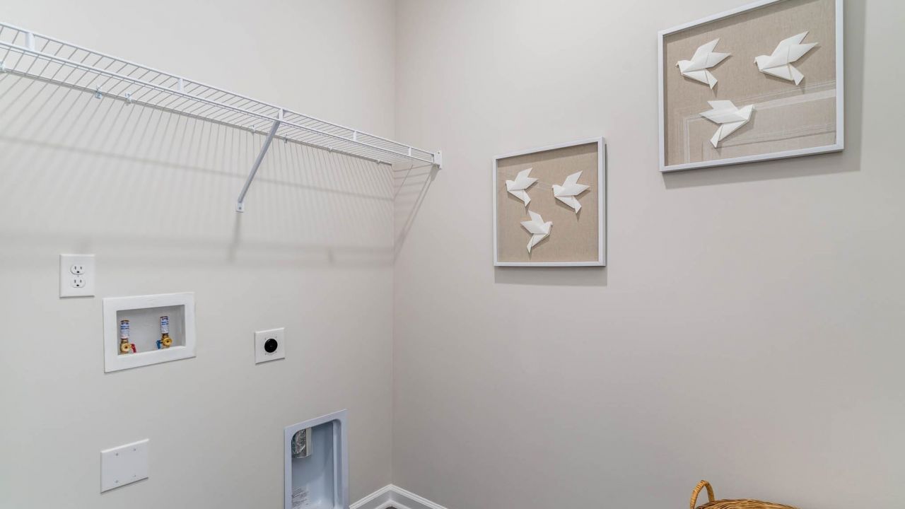 133 Homestead Way Photo 19