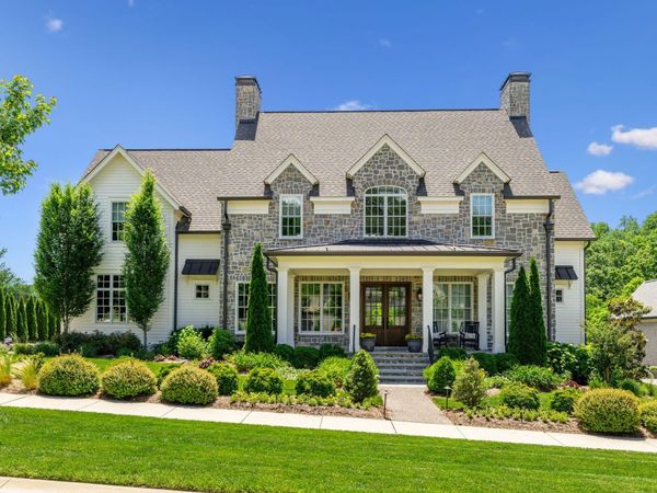 8118 Heirloom Blvd, College Grove, TN 37046