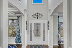 576 Maple Valley Loop photo 4