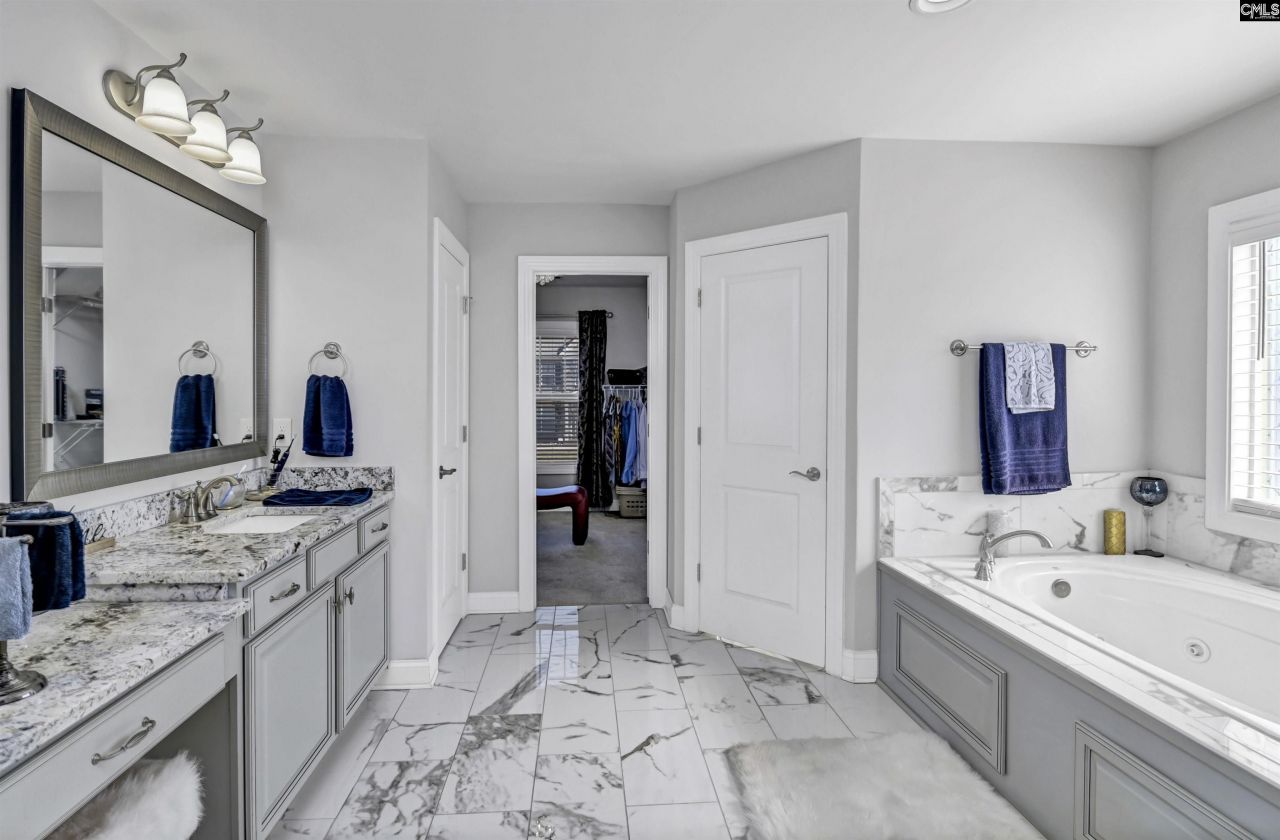 576 Maple Valley Loop Photo 23