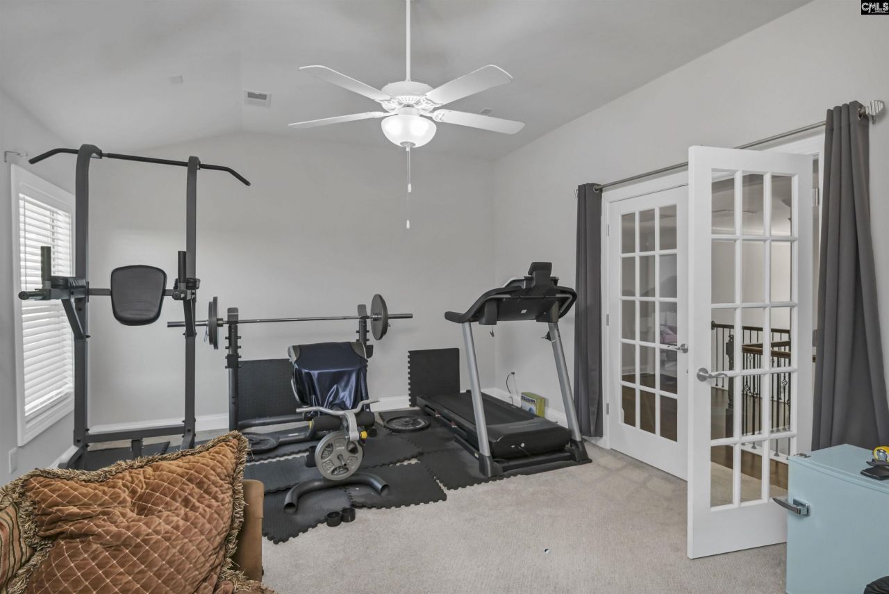 576 Maple Valley Loop Photo 32