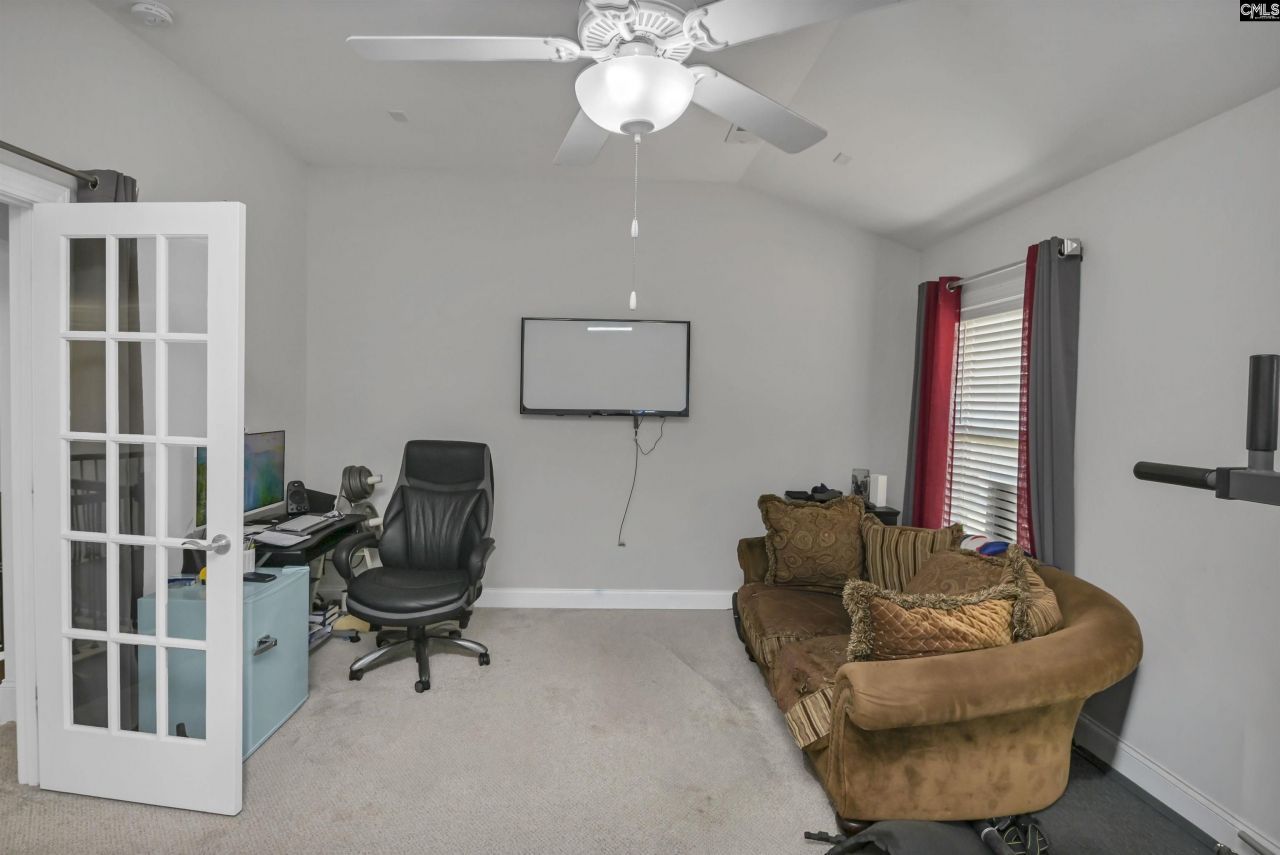 576 Maple Valley Loop Photo 33