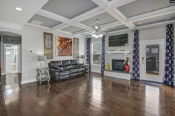 576 Maple Valley Loop photo 4